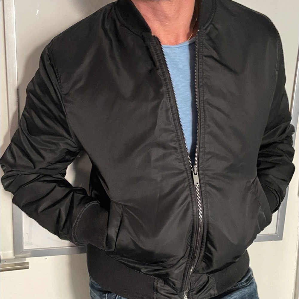 🔴SOLD🔴Men’s Reversible Leather meets Bomber Jacket - Picture 3 of 5